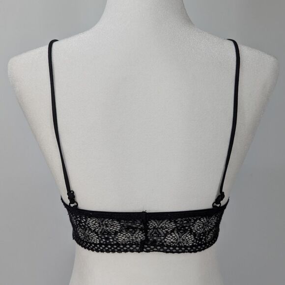 Victoria's Secret Black Long Line Stretch Geometric Crochet Lace Bralette Small - Picture 6 of 9